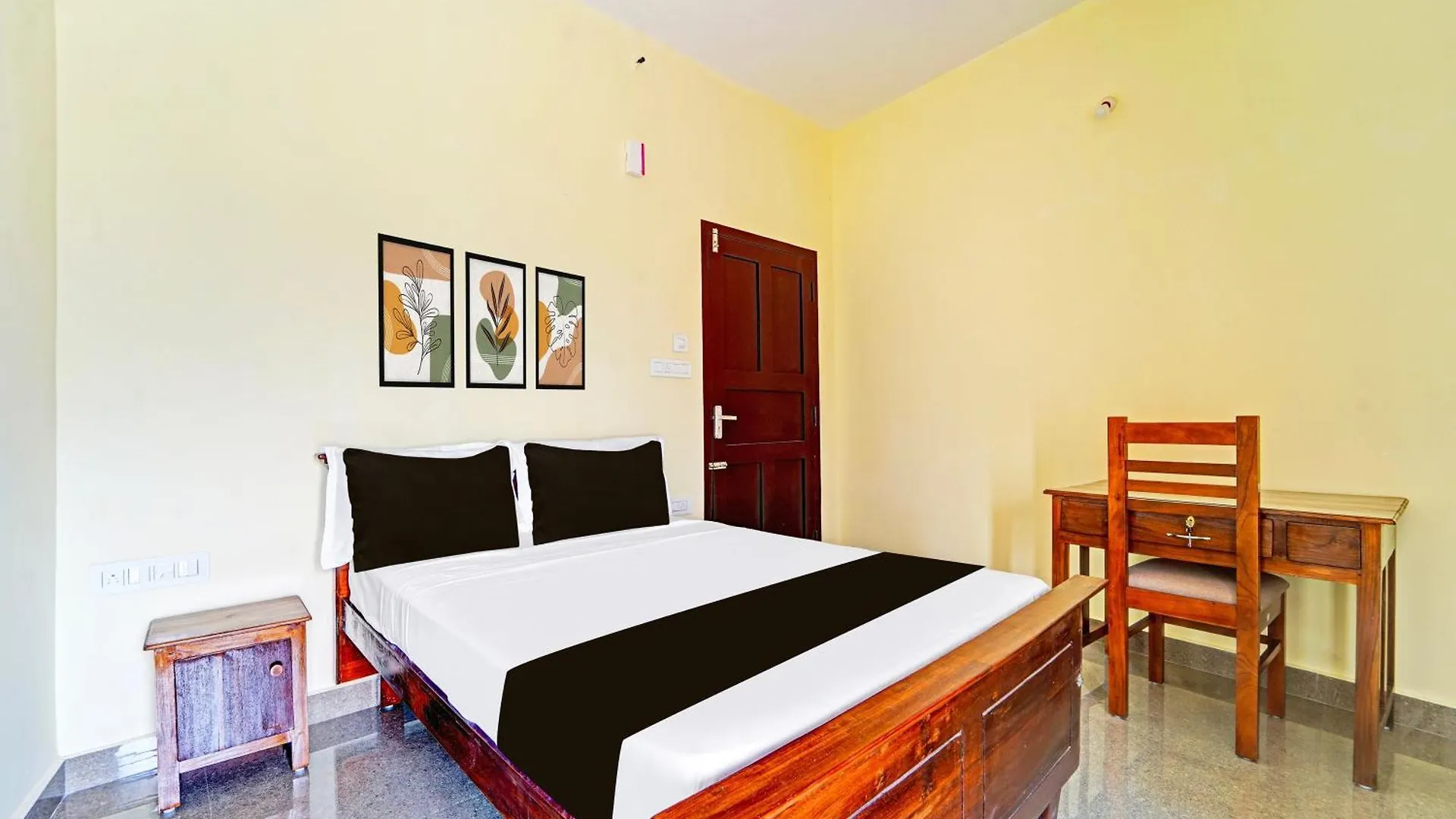 Hotel O Omalloor Temple Formerly Mts Lodge Pathanāmthitta 3*,  Indie